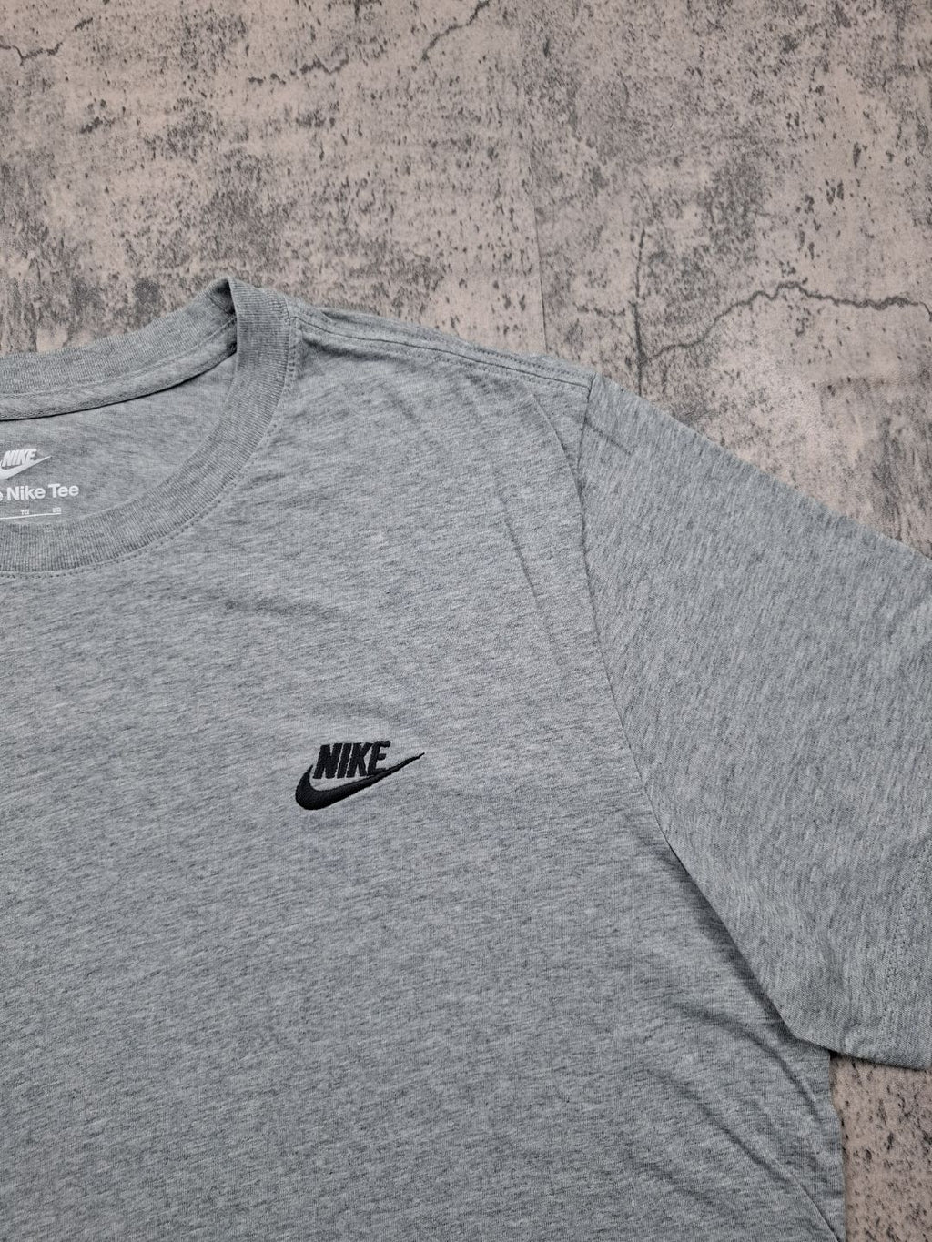 Tee shirt gris a manche courte nike XL