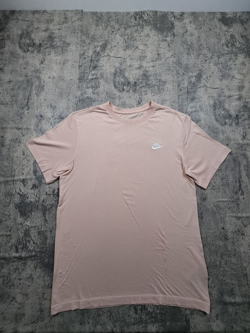 Tee shirt rose Logo nike brodee blanc Taille S