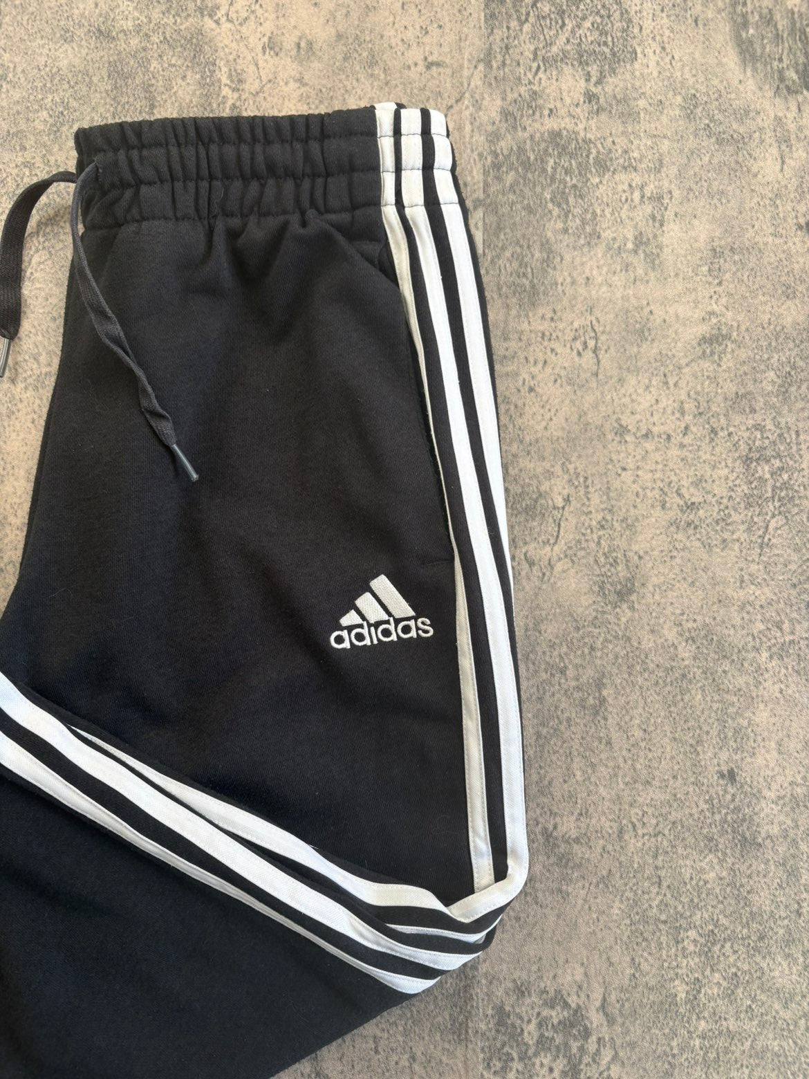 Pantalon adidas Taille M