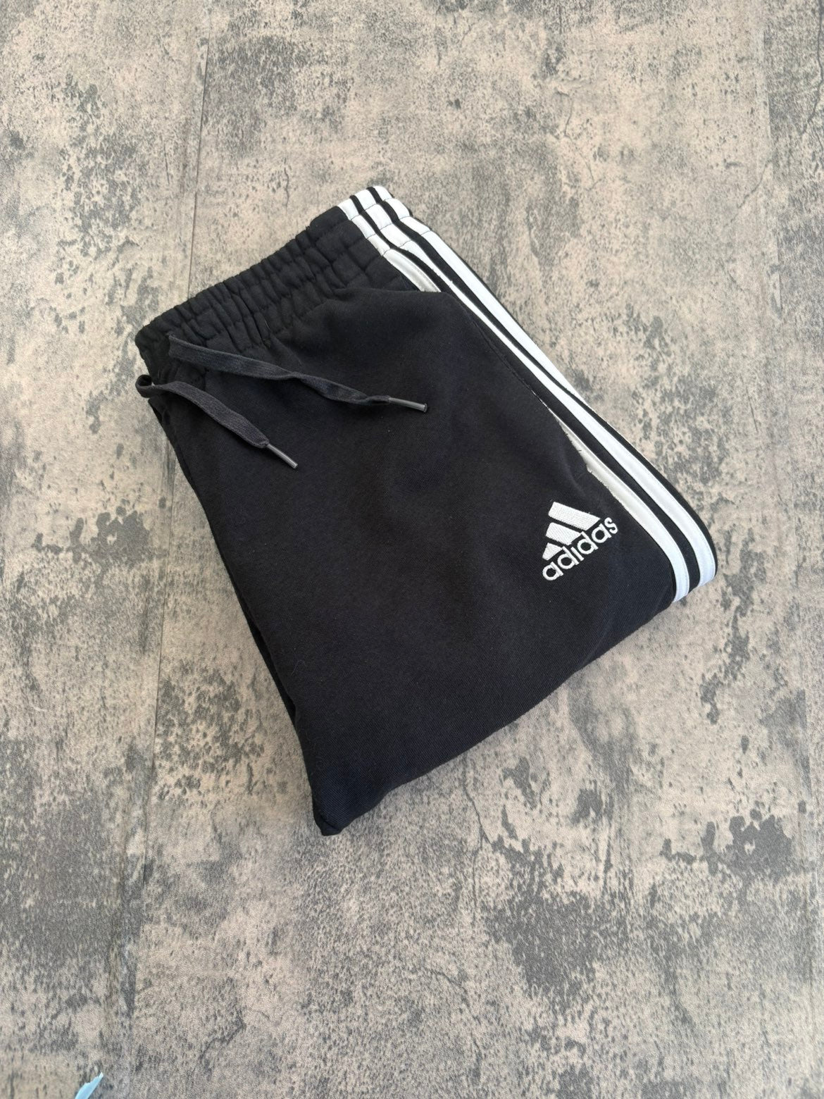 Pantalon adidas Taille M